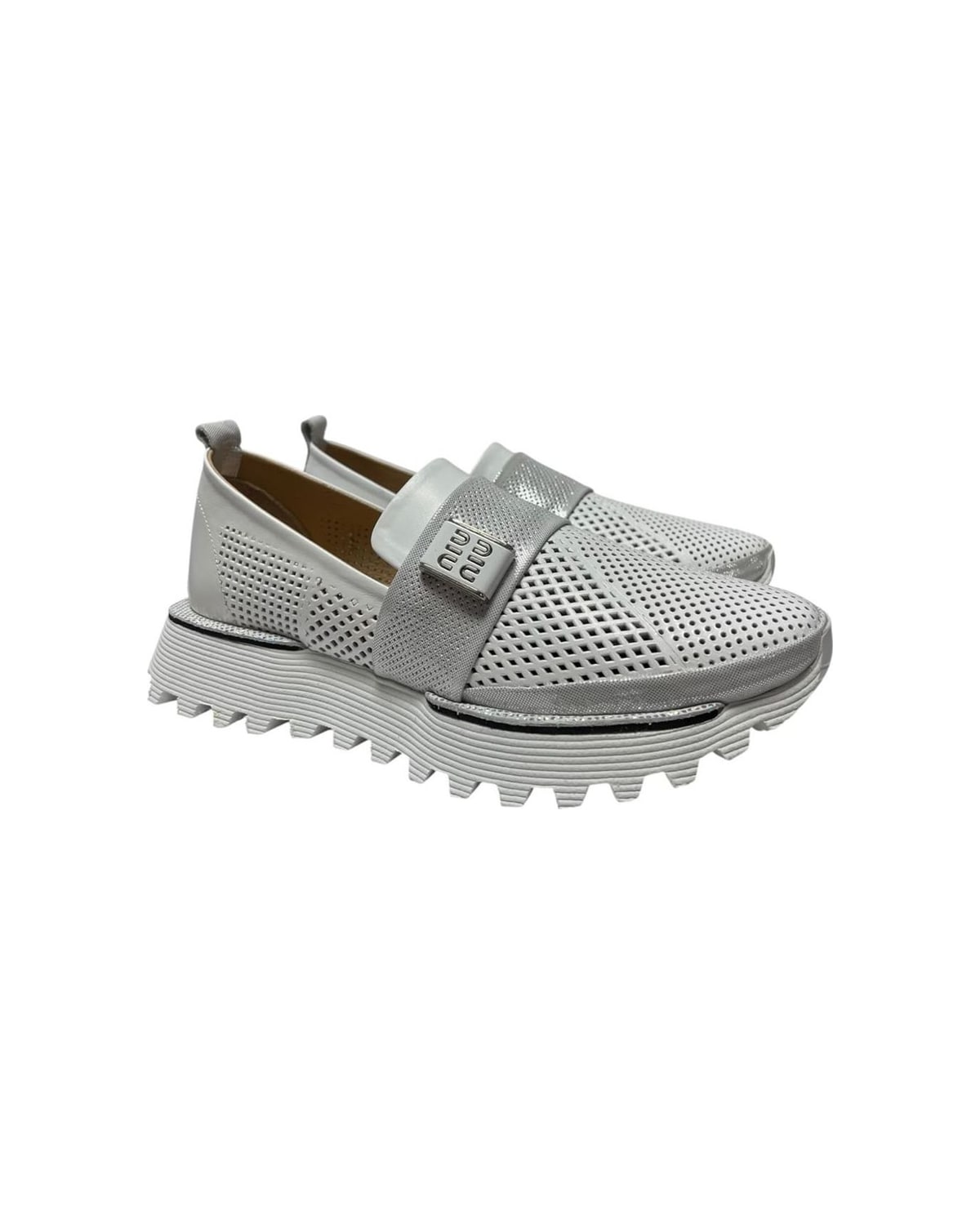 Slip-on bijele